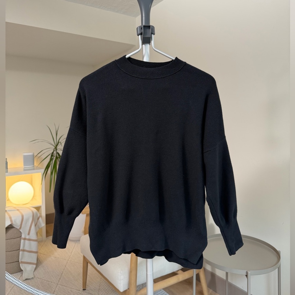 Women’s | Abercrombie & Fitch Soft AF Black Crewneck Sweater | Size Small